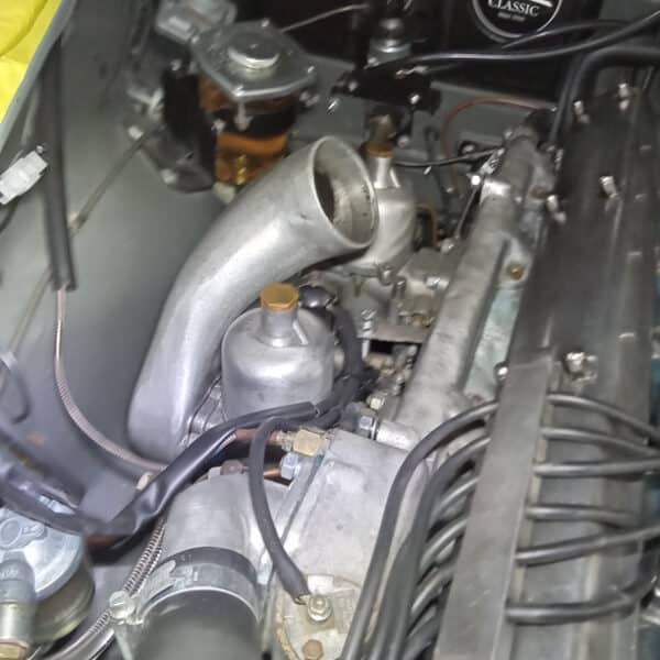 250326 1959 Jaguar MkIX Engine and Gearbox removal 11