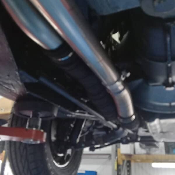 250326 1959 Jaguar MkIX Engine and Gearbox removal 26