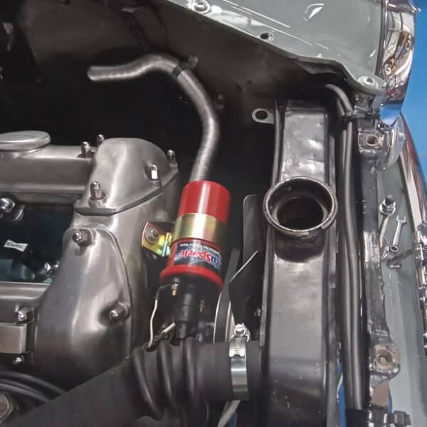 250326 1959 Jaguar MkIX Engine and Gearbox removal 7