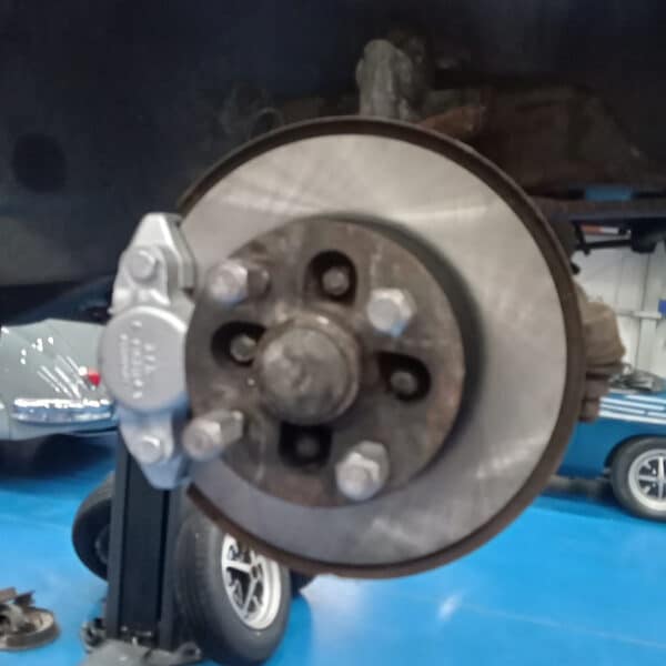 250326 1972 MGB Roadster Brakes Clutch Slave and Fuel Pump 13