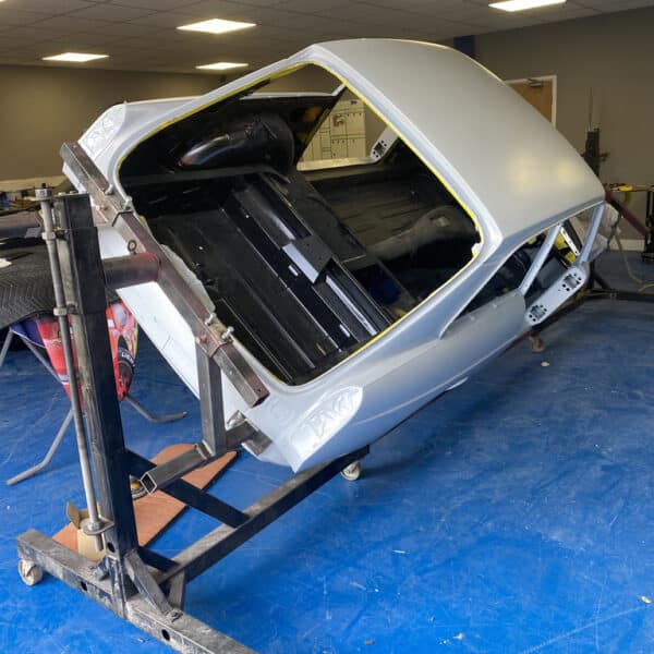 250326 1975 MGB GT V8 on rotisserie 4