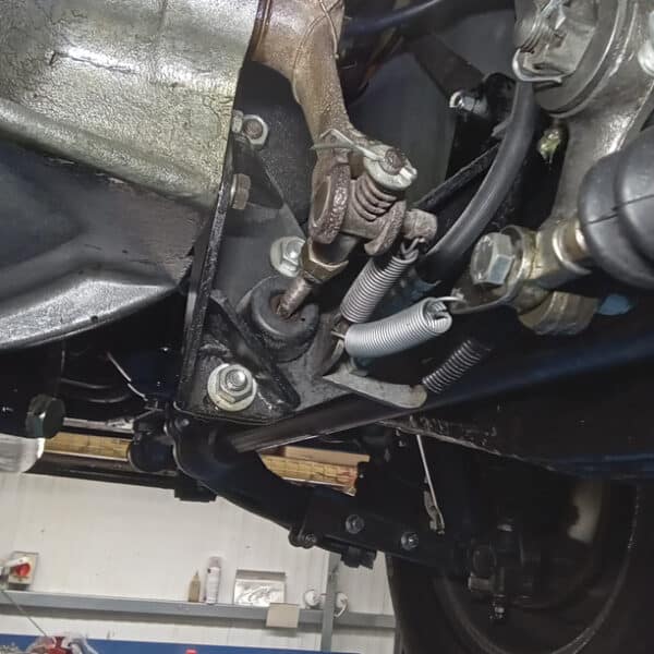 260326 1959 Jaguar MkIX Gearbox Removal 18