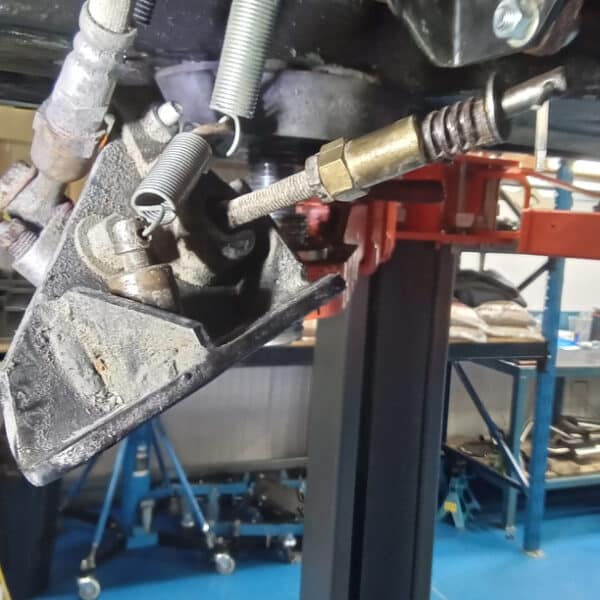 260326 1959 Jaguar MkIX Gearbox Removal 20