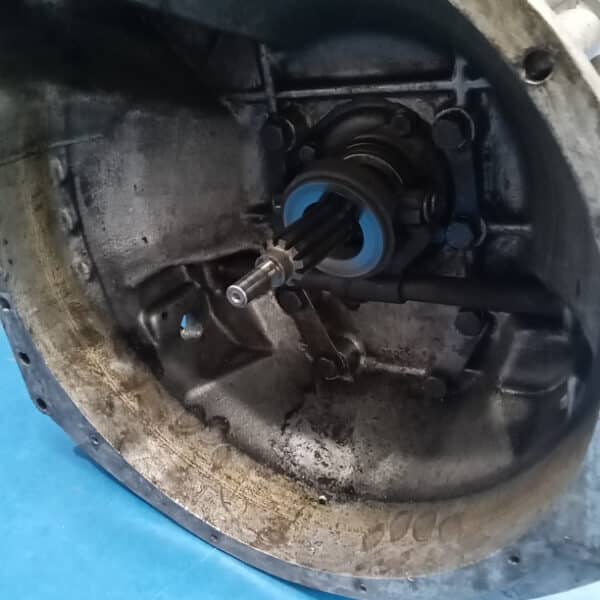 260326 1959 Jaguar MkIX Gearbox Removal 31