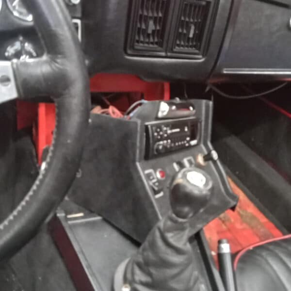 260326 1972 MGB Roadster clutch master and service 4