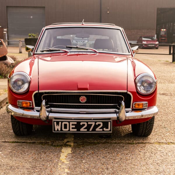 MG B GT 4