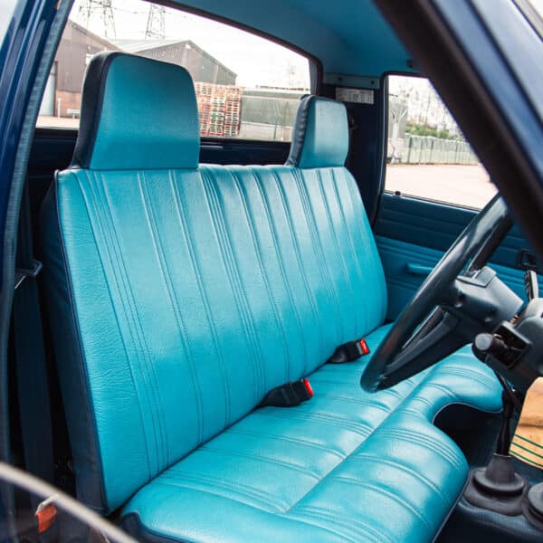 010426 1983 Toyota Hilux Arrival 5