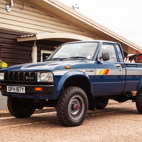 010426 1983 Toyota Hilux Arrival