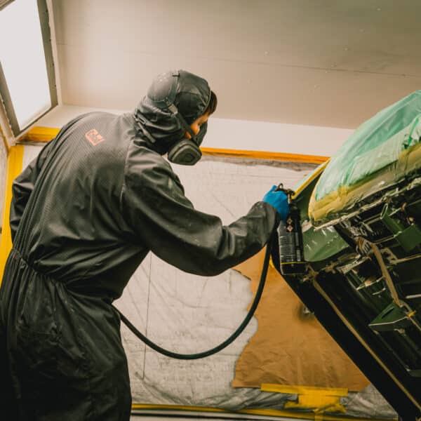 020426 1975 MGB GT V8 Raptorguard 15