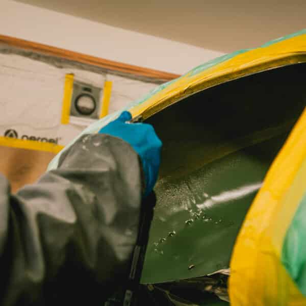 020426 1975 MGB GT V8 Raptorguard 22