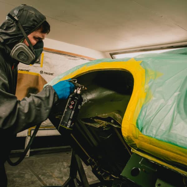 020426 1975 MGB GT V8 Raptorguard 26