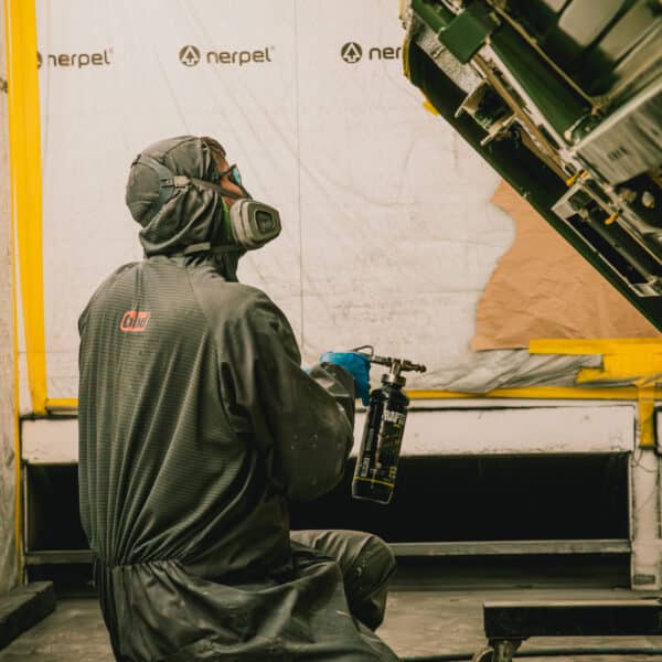 020426 1975 MGB GT V8 Raptorguard 30