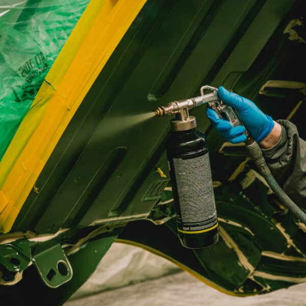 020426 1975 MGB GT V8 Raptorguard 44