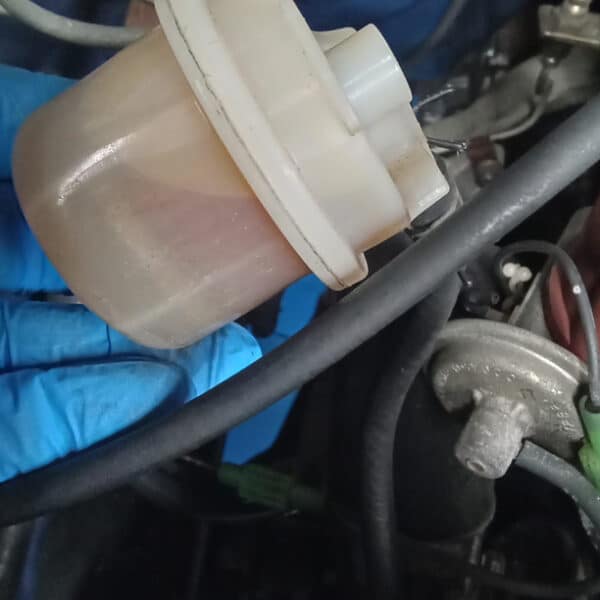 020426 1983 Toyota Hilux Customer Jobs 20