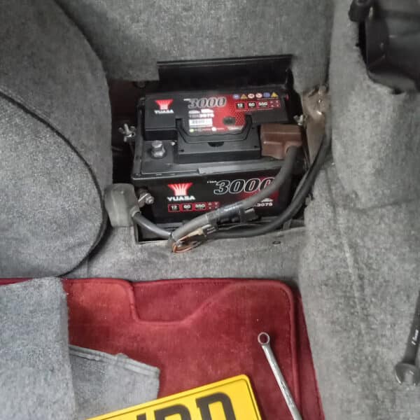 020426 1991 Jaguar XJS V12 Idle Speed Repair 4