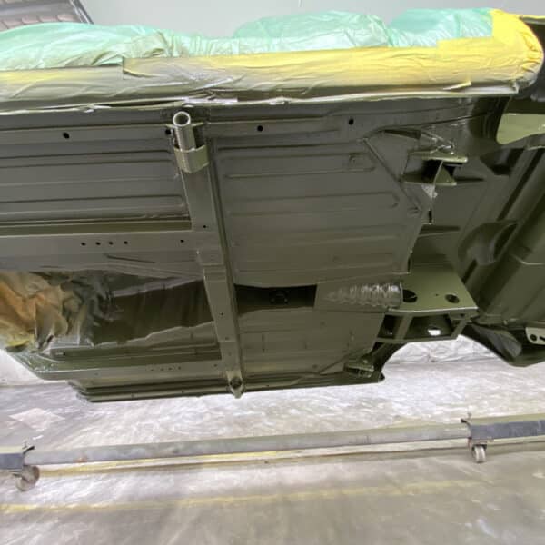 070426 1975 MGB GT V8 Raptor Complete 3