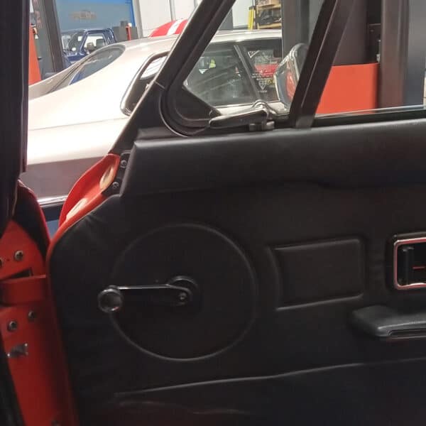 070426 1978 MGB GT Door Parts Thermostat Gasket and Run Up 5 1