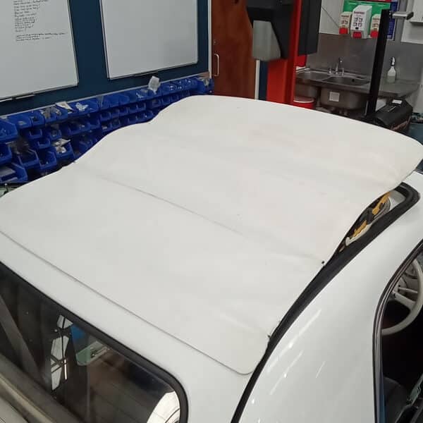 070426 1991 Nissan Figaro New Hood 12