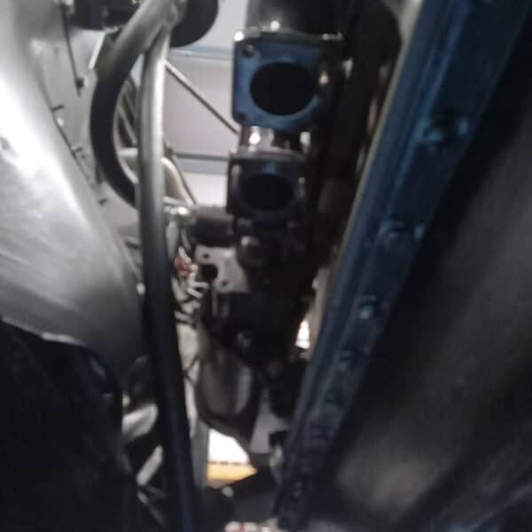 080426 1959 Jaguar MkIX Component Refit 2