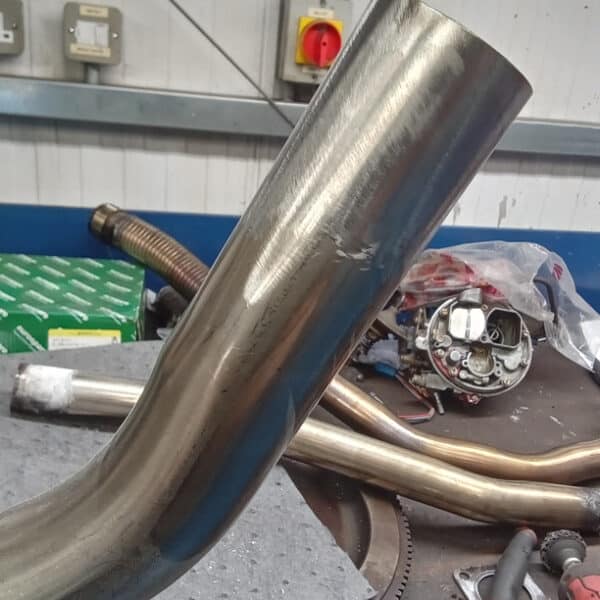 080426 1959 Jaguar MkIX Component Refit