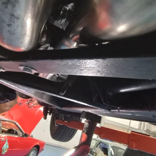 080426 1959 Jaguar MkIX Exhaust modifications 2