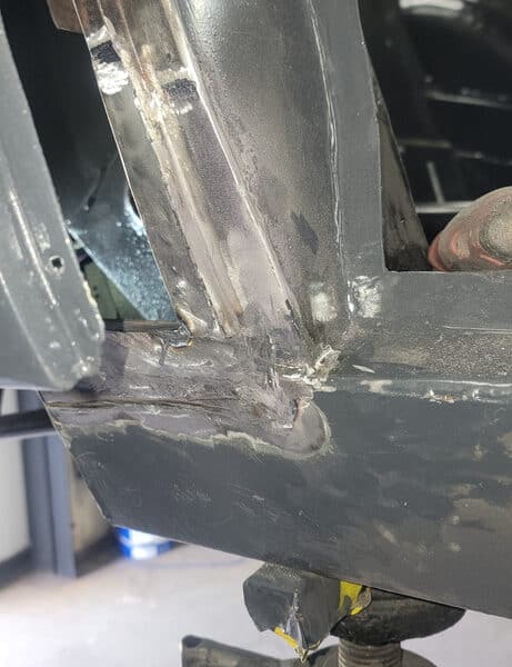 080426 1970 Aston Martin DBS Vantage B Pillar Rust Repair 4 1