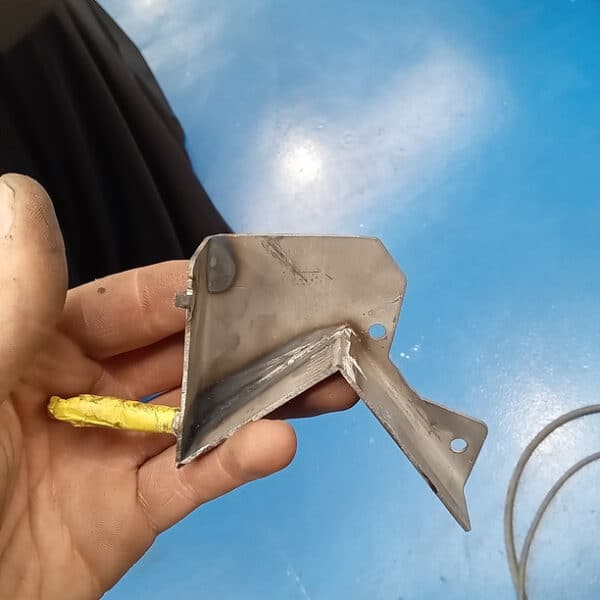 080426 1970 Aston Martin DBS Vantage engine bay and restored parts 22