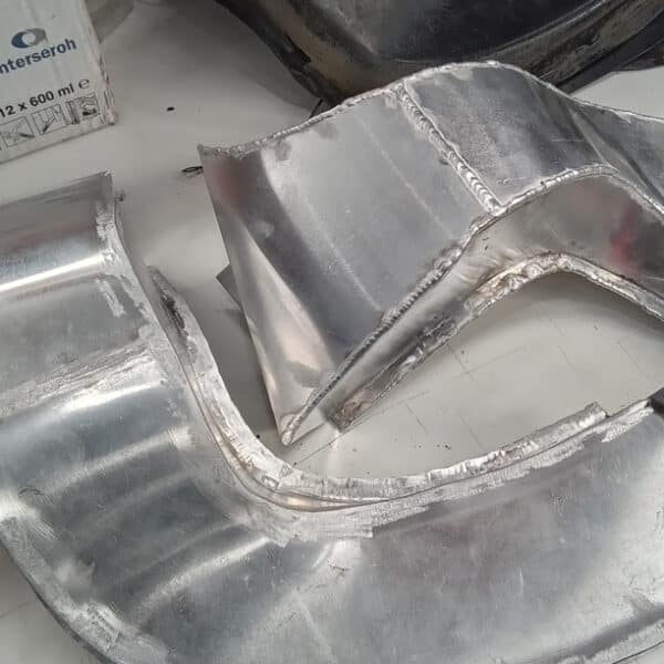 080426 1970 Aston Martin DBS Vantage engine bay and restored parts 3