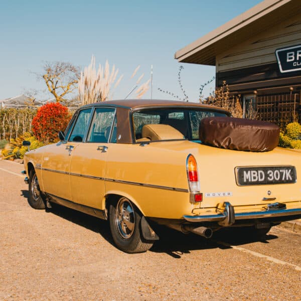 080426 1972 Rover P6 4500S Arrival 5