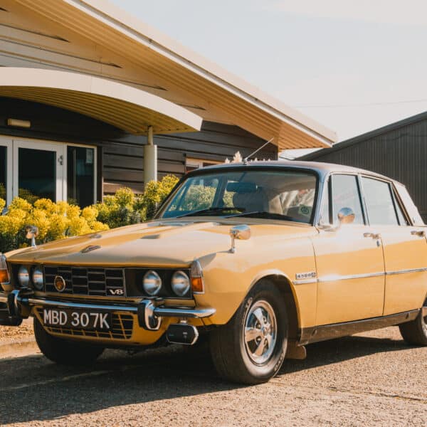 080426 1972 Rover P6 4500S Arrival