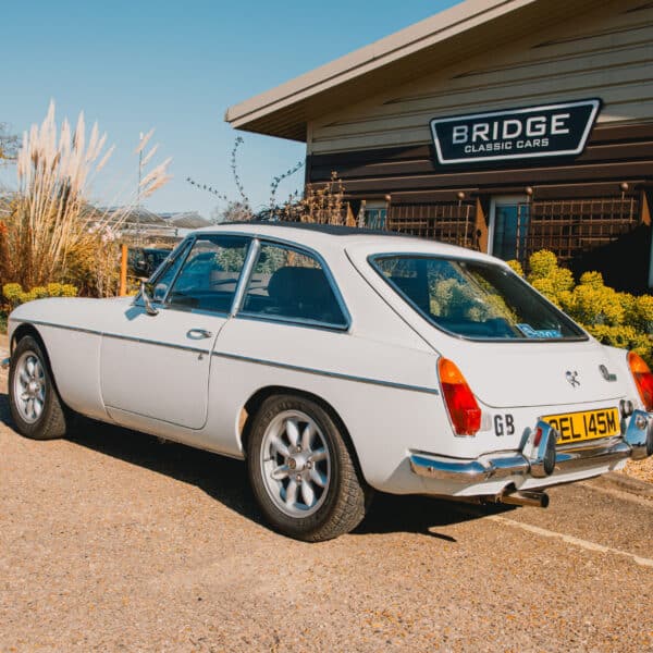 080426 1973 MGB GT Arrival 4