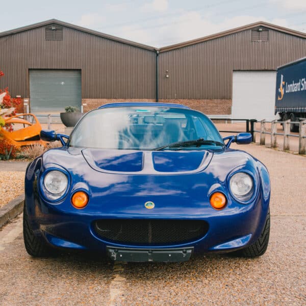 080426 2000 Lotus Elise S1 Arrival 2