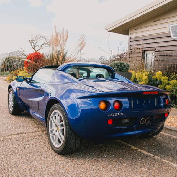 080426 2000 Lotus Elise S1 Arrival 3