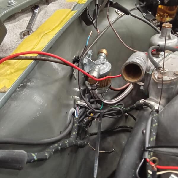 090426 1959 Jaguar MkIX New Distributor 6