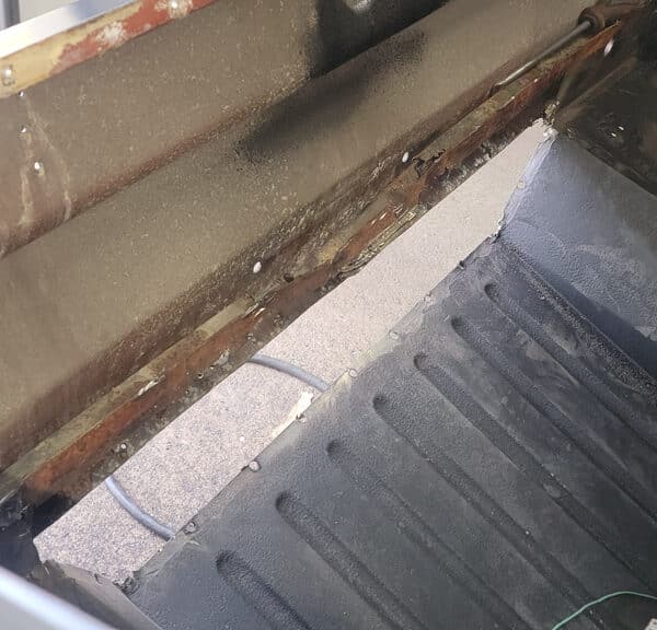 090426 1970 Aston Martin DBS Vantage Boot Repairs