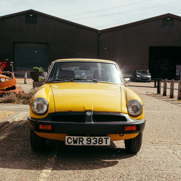 090426 1978 MGB GT Arrival 2