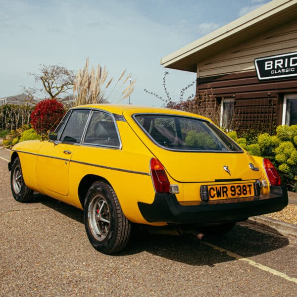 090426 1978 MGB GT Arrival 3