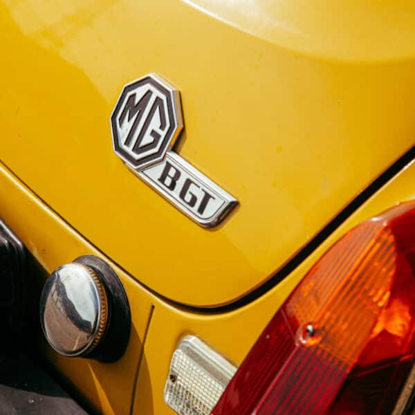 090426 1978 MGB GT Arrival 4