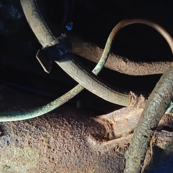 090426 1978 MGB GT Inspection 17