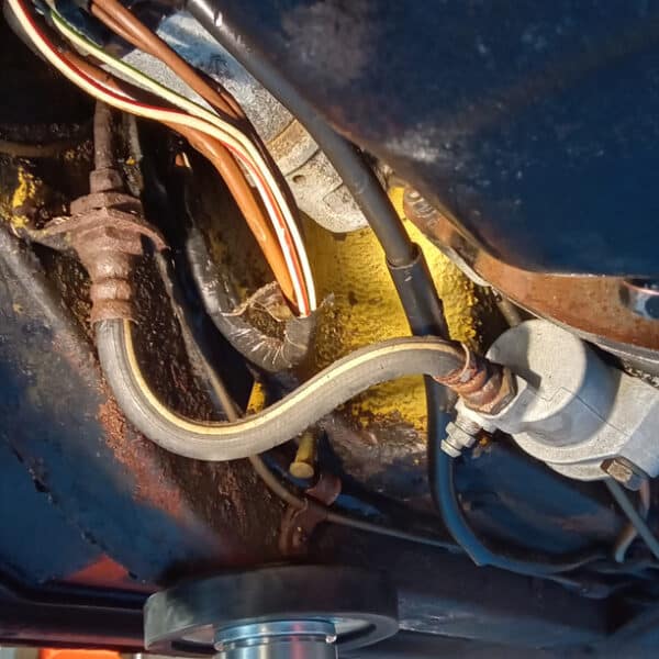 090426 1978 MGB GT Inspection 7