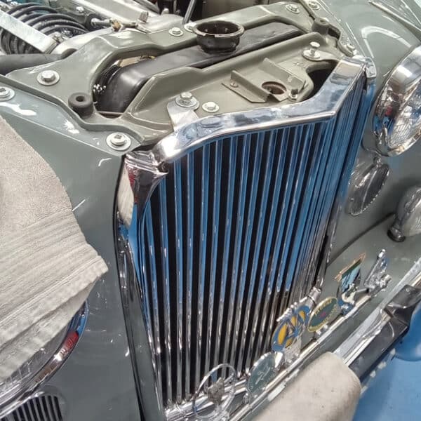 100426 1959 Jaguar MkIX Ignition Timing and Run Up 10