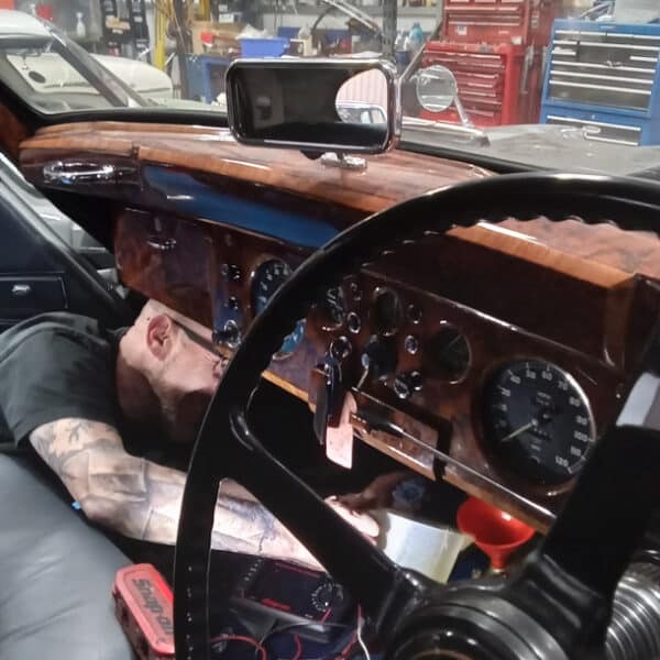 100426 1959 Jaguar MkIX gearbox wiring