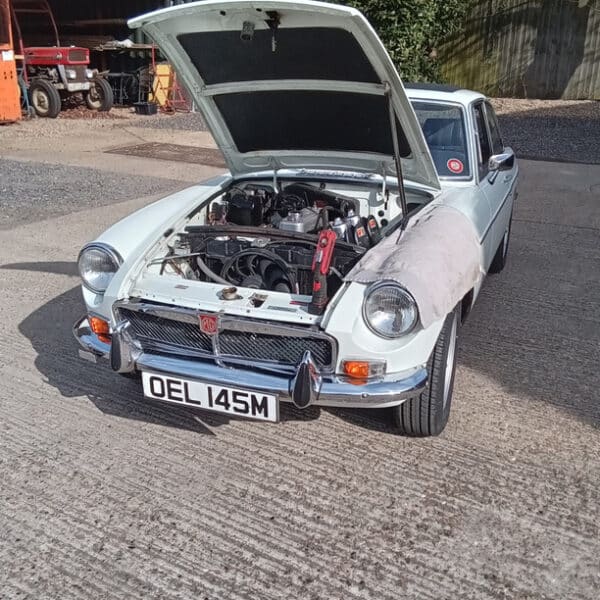 100426 1973 MGB GT Carb Tune 2 3