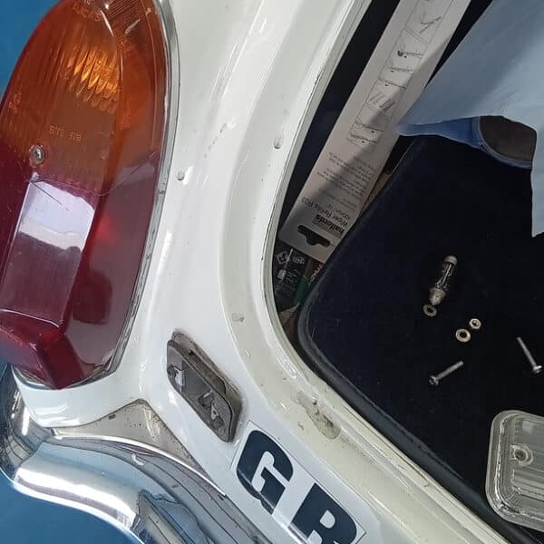 100426 1973 MGB GT MOT check over 12