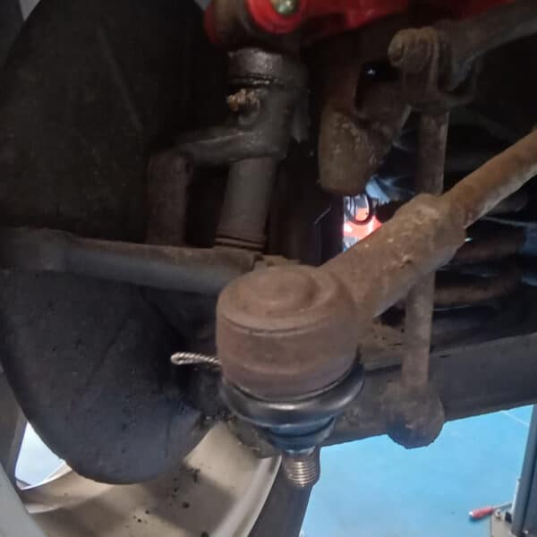 100426 1973 MGB GT MOT check over 3