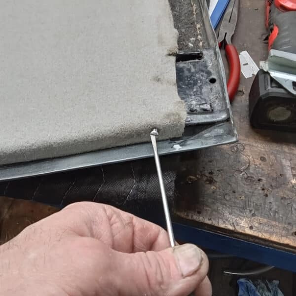 110426 1959 Jaguar MkIX Sunroof 12