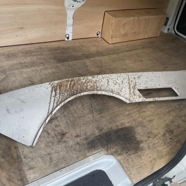 130426 1970 Aston Martin DBS replacement wing