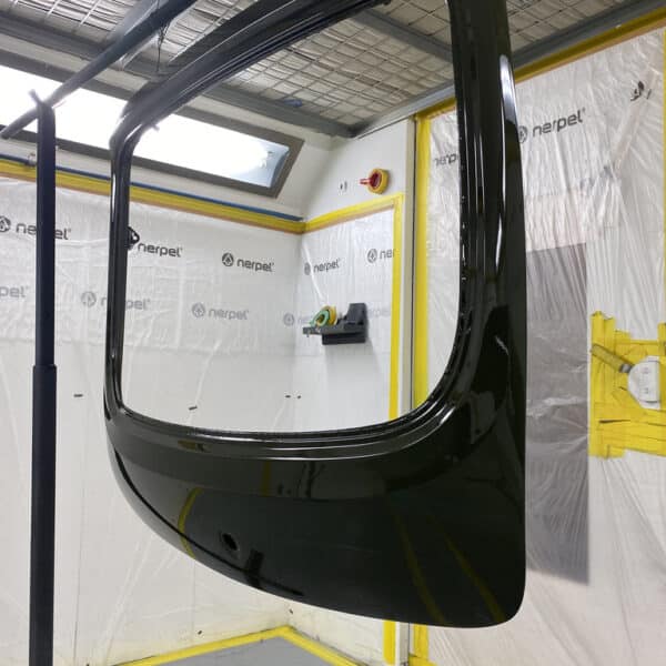 130426 1975 MG B GT V8 Body Panels Painted 4