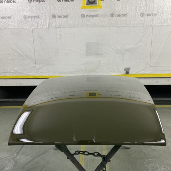 130426 1975 MG B GT V8 Body Panels Painted