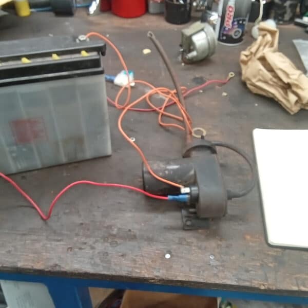 140426 1987 Maserati BiTurbo Bubbling Over Wing Mirror and Vacuum Pump 4